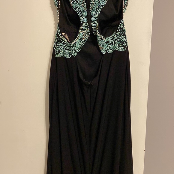 Zoey Grey Formal Dress - Picture 8 of 13